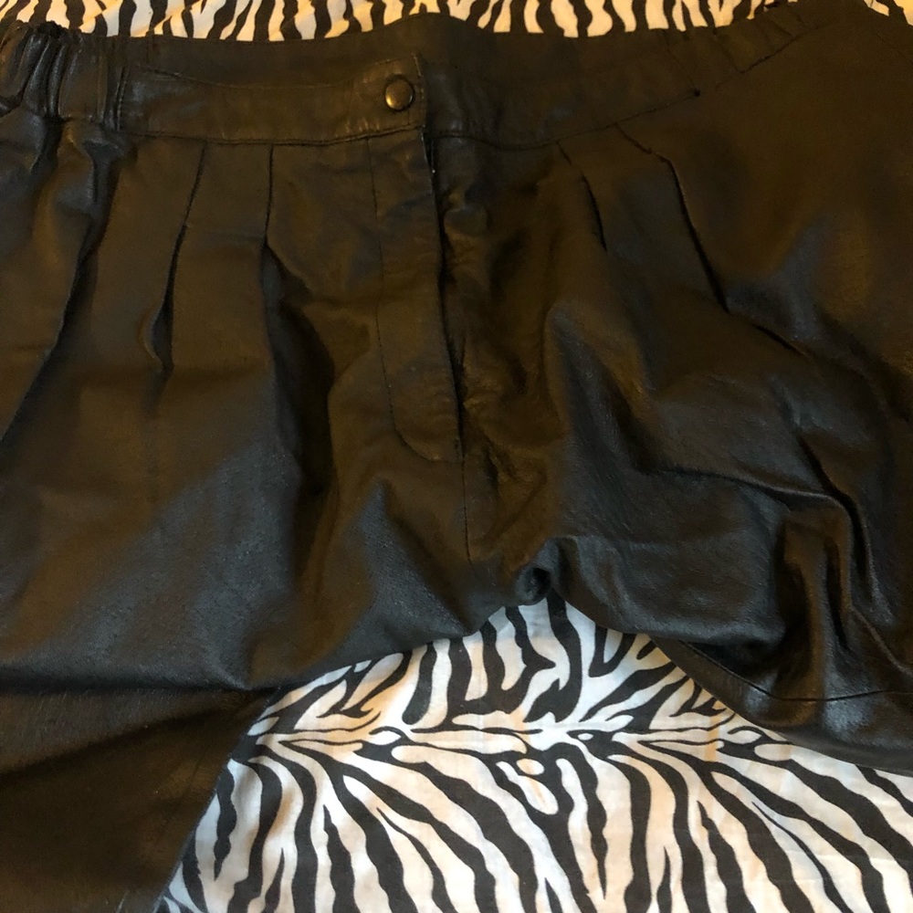 Pants - Picture 3 of 6